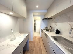 目白御留山デュープレックス　401号室