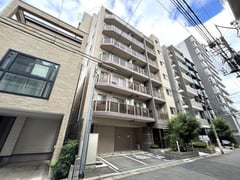 プレールドゥーク菊川駅前　3階