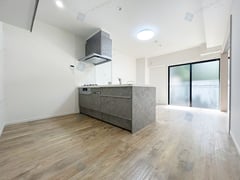 パインクレスト信濃町 204号室
