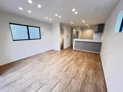 狛江市和泉本町11期1号棟　新築戸建