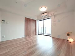 イニシア両国 1202 号室