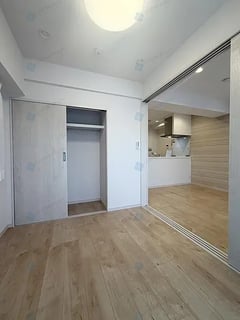 ラミアール鶯谷駅前　803号室